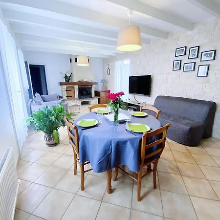 Le Refuge Du Drapeau Maison Avec 4 Proche Du Centre Historique 度假居 *