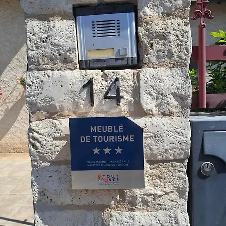 펜션 Le Refuge Du Drapeau Maison Avec 4 Proche Du Centre Historique